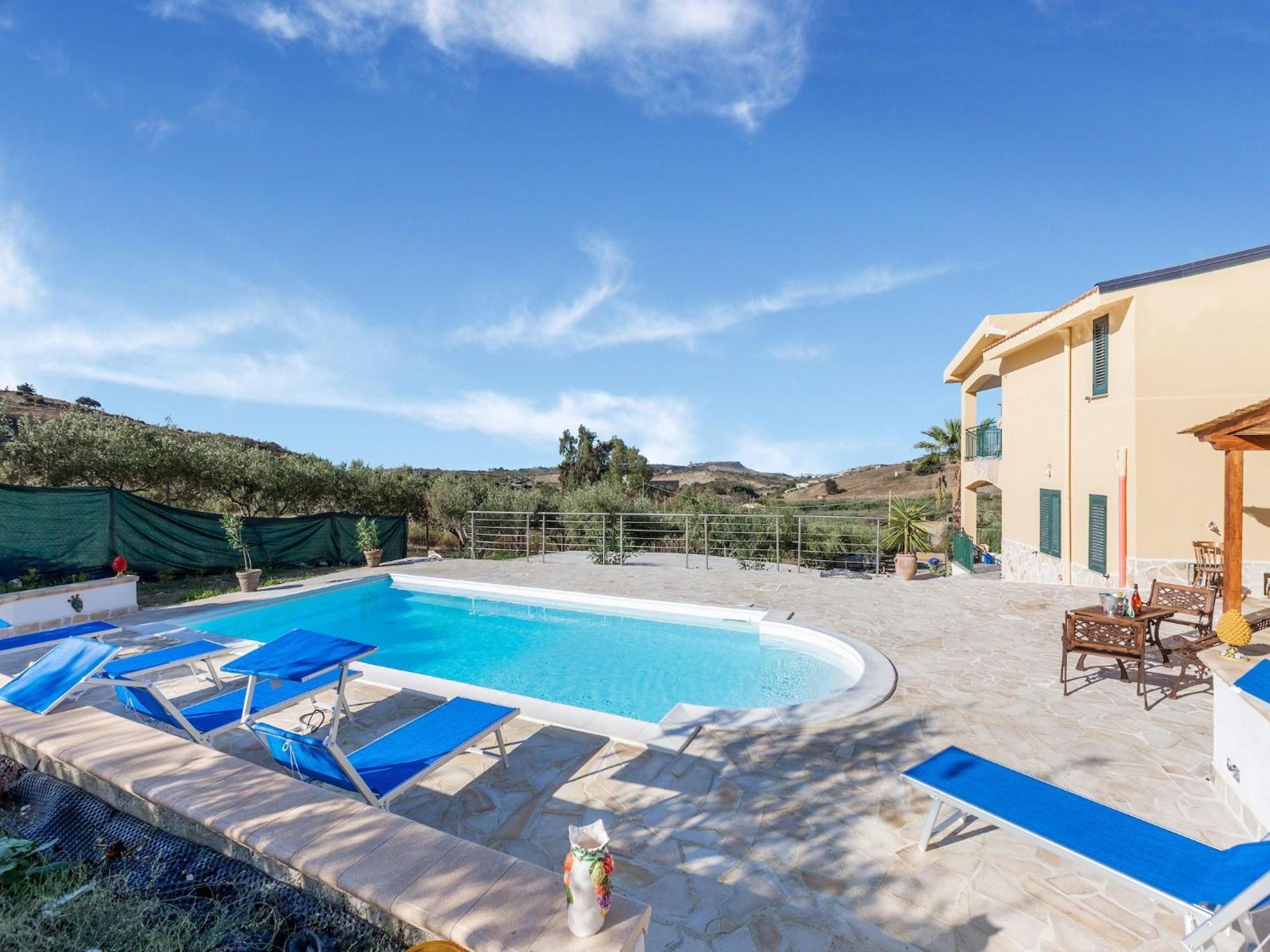 Ravishing Villa In Realmonte With Private Swimming Pool Exteriér fotografie